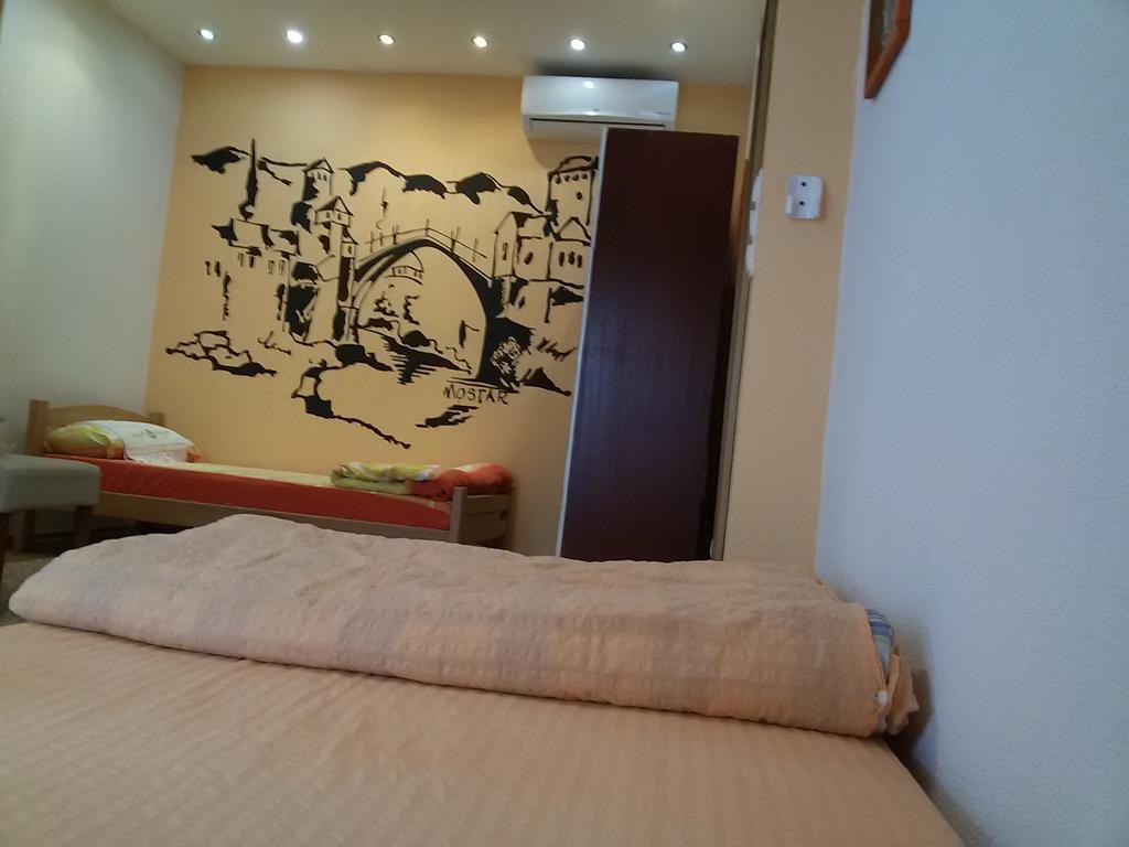 Guest House Mirza Мостар Экстерьер фото