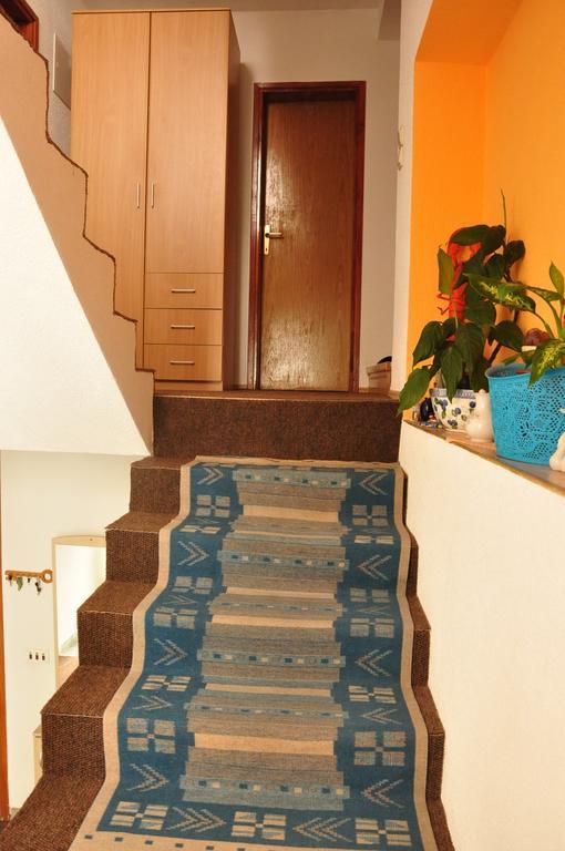 Guest House Mirza Мостар Экстерьер фото
