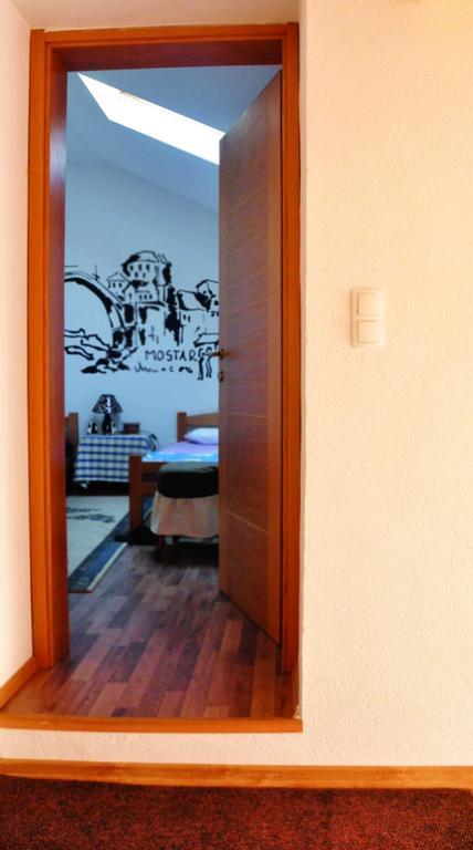 Guest House Mirza Мостар Экстерьер фото